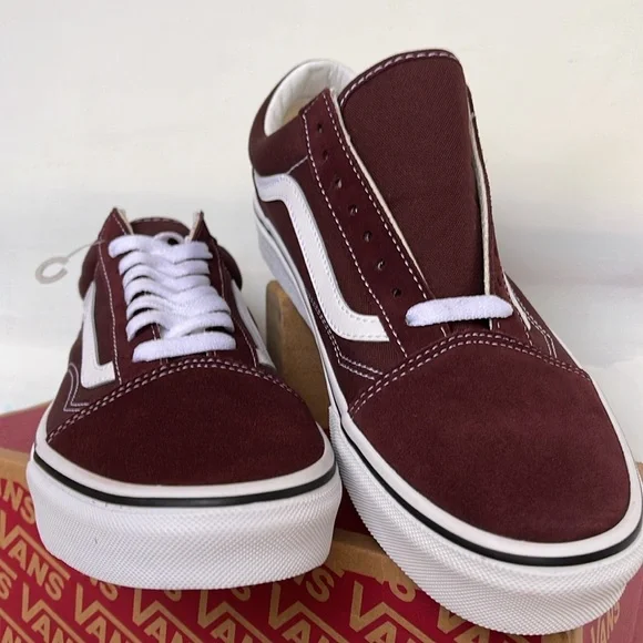 Vans WMNS Old SkoolColor Theory Bitter Chocolate VN0005UF7YOSneakers